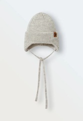 Шапочка вязаная на завязках (светло-бежевый)