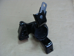 подушка двигателя правая Geely Х7 с 2016 1,8л  1016012156