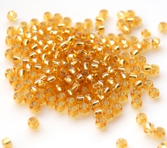 Бисер Тохо круглый 8/0 0022 светло-золотистый