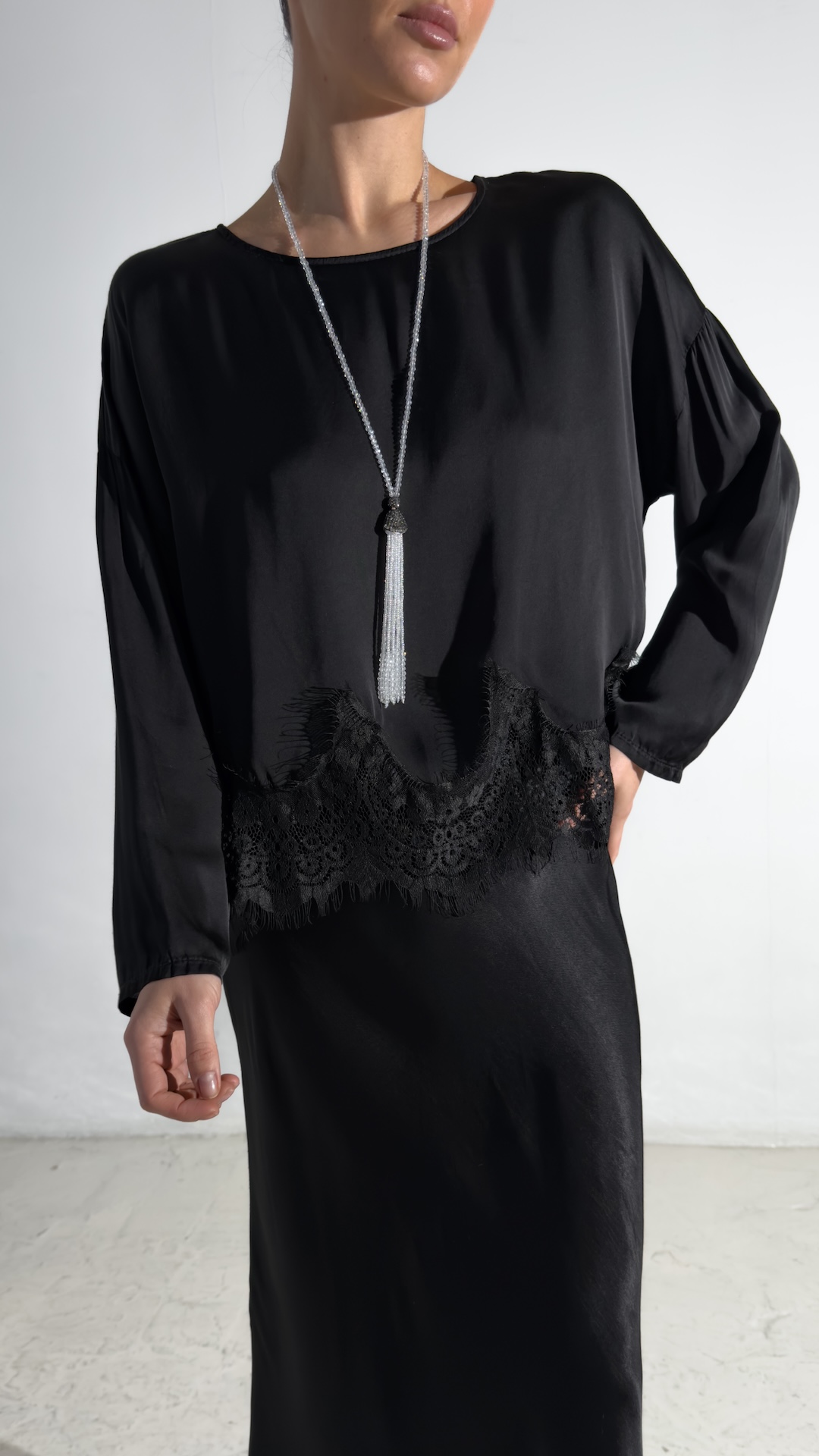 Нить с кисточкой из бисера