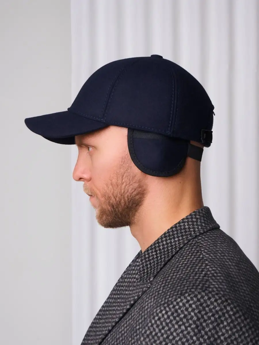 Кепка утепленная с ушками драповая