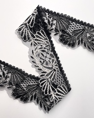 Тесьма из сетки с вышивкой и фестоном, цвет: чёрный/белый, 75 мм