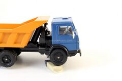 KAMAZ-5511 blue-orange (early) Elecon Made in USSR 1:43