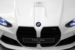 BMW M4 A004AA (ЛИЦЕНЗИОННАЯ МОДЕЛЬ) с дистанционным управлением