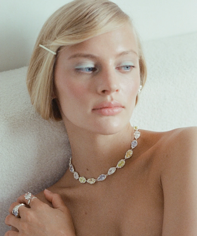 РАЗНОЦВЕТНОЕ КОЛЬЕ