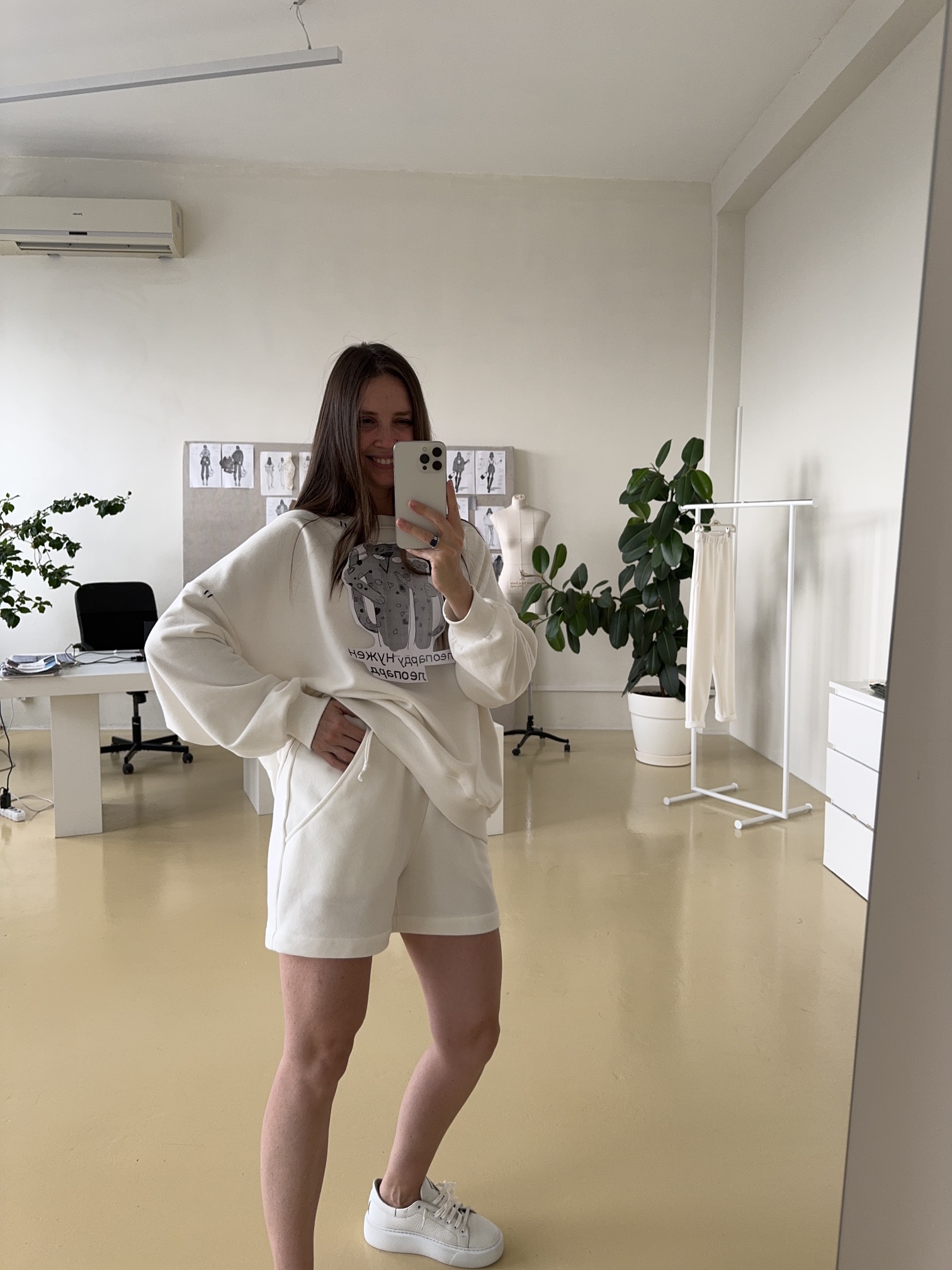 СВИТШОТ 