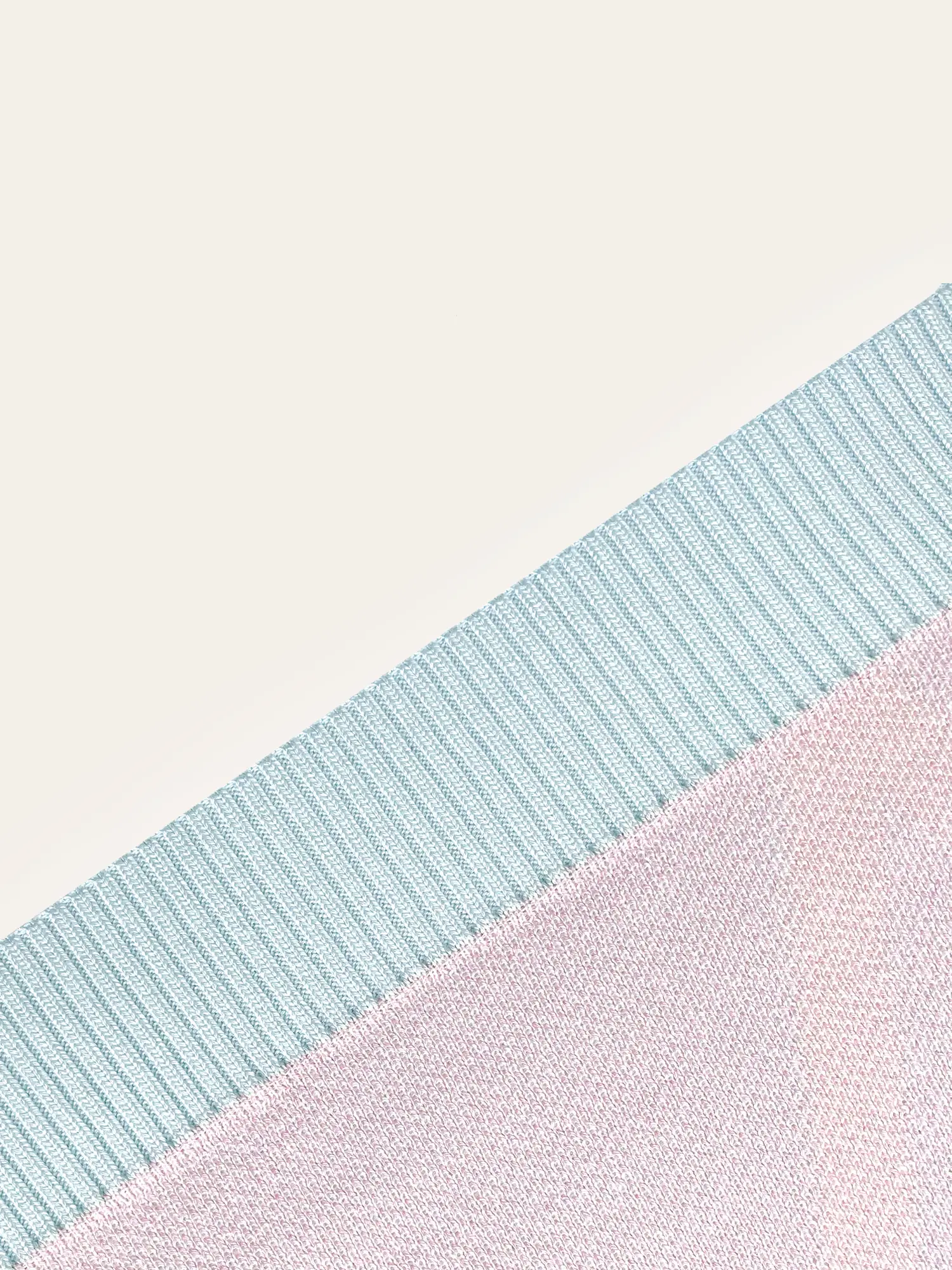 Кардиган на планке