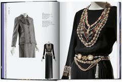 Артбук Fashion Designers A–Z. 40th Anniversary Edition (на Английском языке)