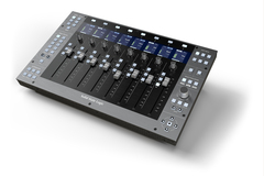 Студийный DAW контроллер Solid State Logic SSL UF8