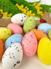 Яйцо разноцветное из пенопласта, Пастельные оттенки, пятнистые, пасхальный декор, размер 3*4 см, набор 10-12 шт.