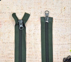 Молния спираль Т7, 2 бегунка, L 70 см, хаки