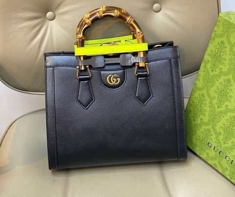 Сумка-тоут Gucci Diana размера мини черный