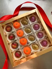 Набор конфеты ручной работы «Новогоднее чудо» 16 шт