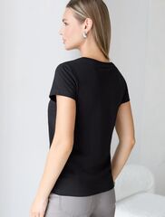 Футболка из премиального хлопка с эластаном  D49.030 (105002)