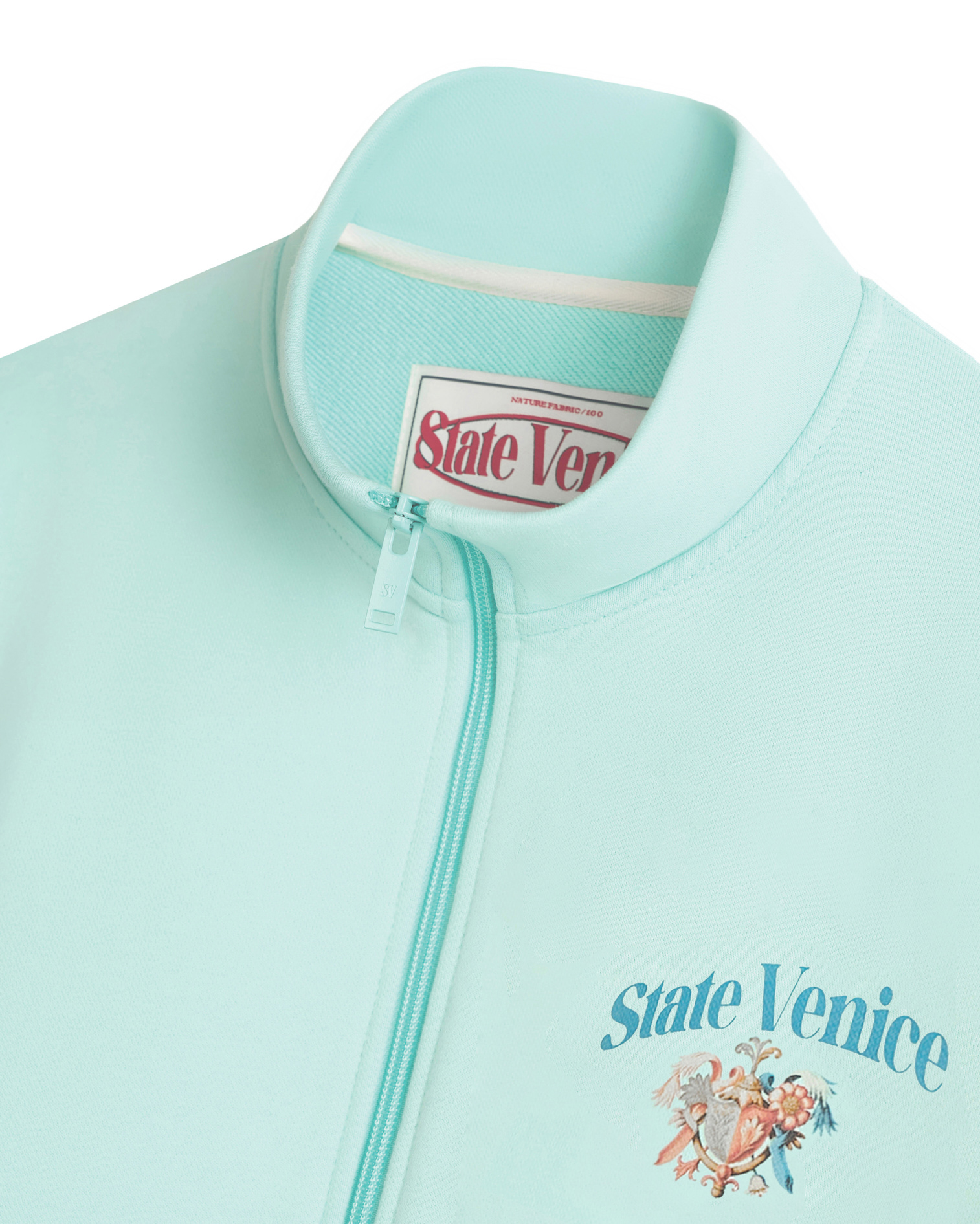 Жакет на молнии классического прямого кроя