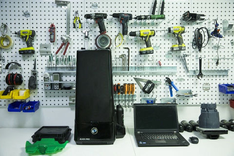 3D-принтер Uniz Slash Pro