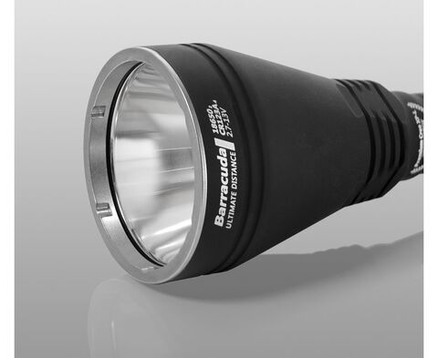 Фонарь ручной Armytek Barracuda XP-L HI черный/белый лам.:светодиод. CR123x4 (F03203SC)