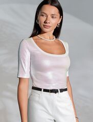 Футболка облегающая из хлопка в рубчик с U вырезом и матовым покрытием металлик  D49.120 (129368)