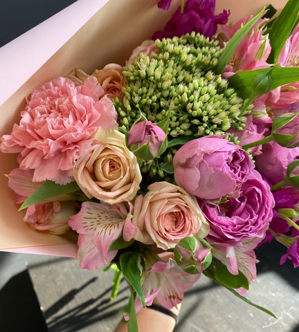 Букет на 1 сентября в розовом цвете