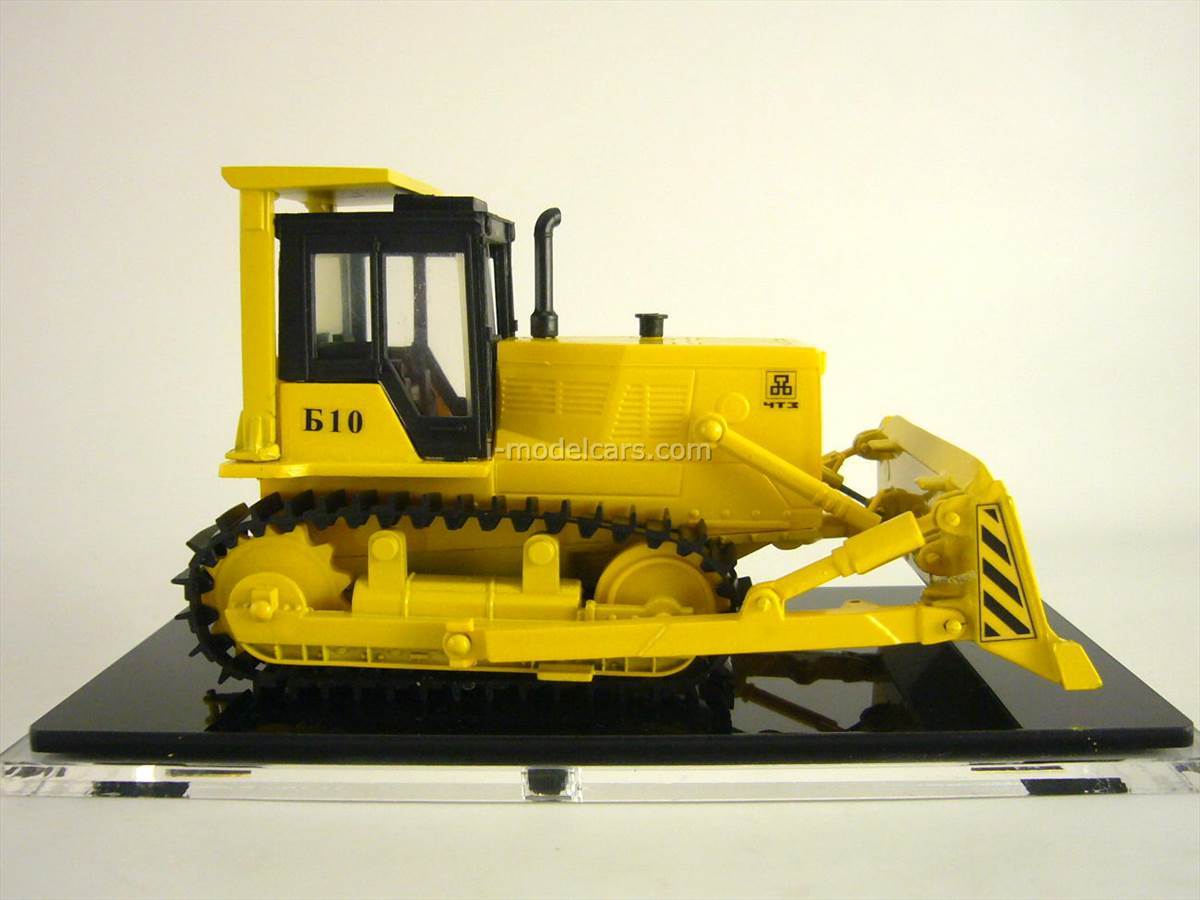Promtractor MODEL CARS ChTZ UralTrac Bulldozer B10.0010E with hard towbar 1:43 ...