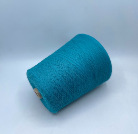 Folco (пр.Италия). 32/2 1600м/100гр, 50% меринос, 50% акрил, цвет-Лазурный, арт.33769