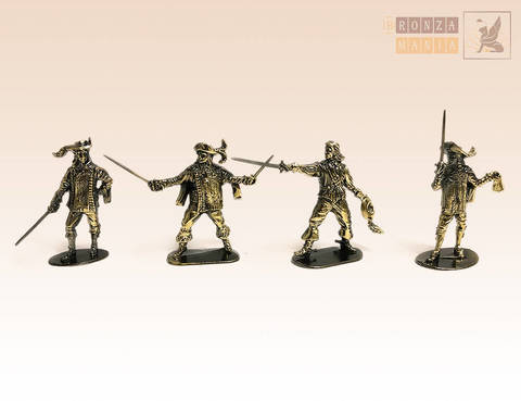 набор солдатиков Д’Артаньян и 3 мушкетера 4 шт.