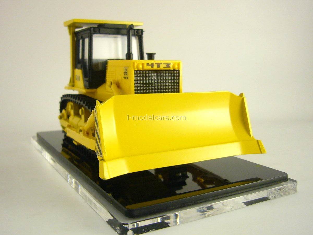 Promtractor MODEL CARS ChTZ UralTrac Bulldozer B10.0010E with hard towbar 1:43 ...