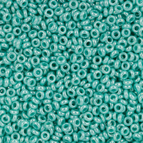 Бисер TOHO, Demi Round, цвет бирюзовый перламутр (0132), размер 11 (2.2мм),  5 г