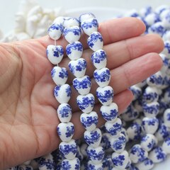 Бусина Сердце, керамика, белая с синей росписью, 12 мм, 1 нить, К084