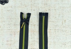 Молния потайная спираль, Т7, 77 см, чёрный с салатовым