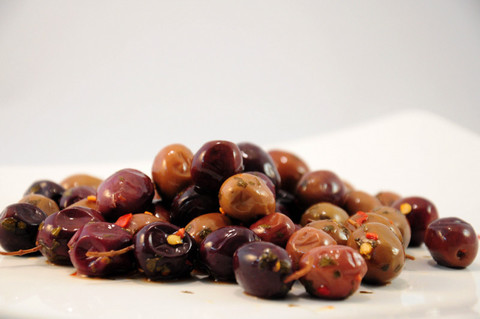 Вяленые оливки в оливковом масле в ассортименте КОЛБАСЫ ИП БАБЕШКИНА 0,25кг