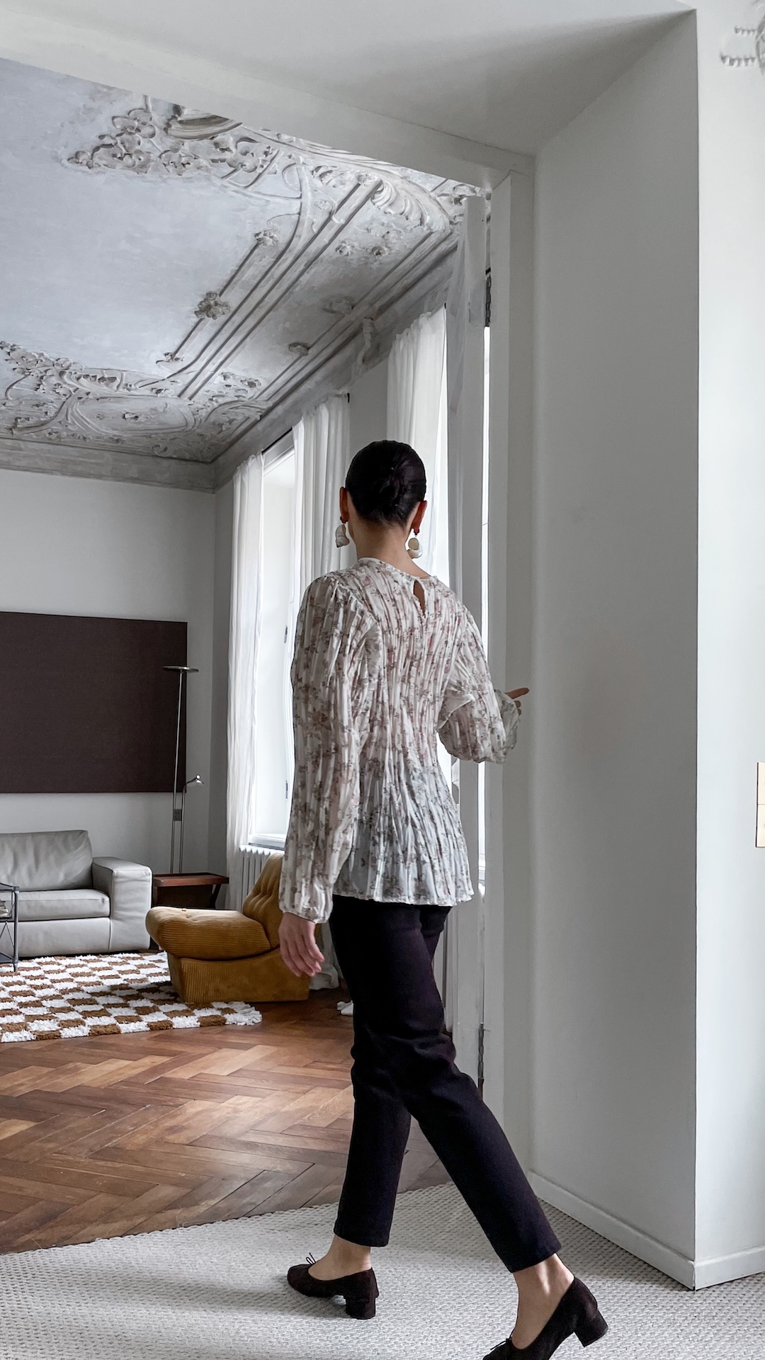 Блуза из жатой ткани в винтажный цветочек