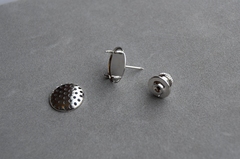 Основа для броши с отверстиями. Производитель Япония.