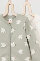 кофточка для новорожденных  К 300450-2уп/почтовый голубь,деревья в снегу