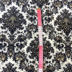 Ткань шелковый крепдешин орнамент барокко на молочном фоне  1108