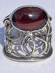 Гранат 10437 (кольцо из серебра)