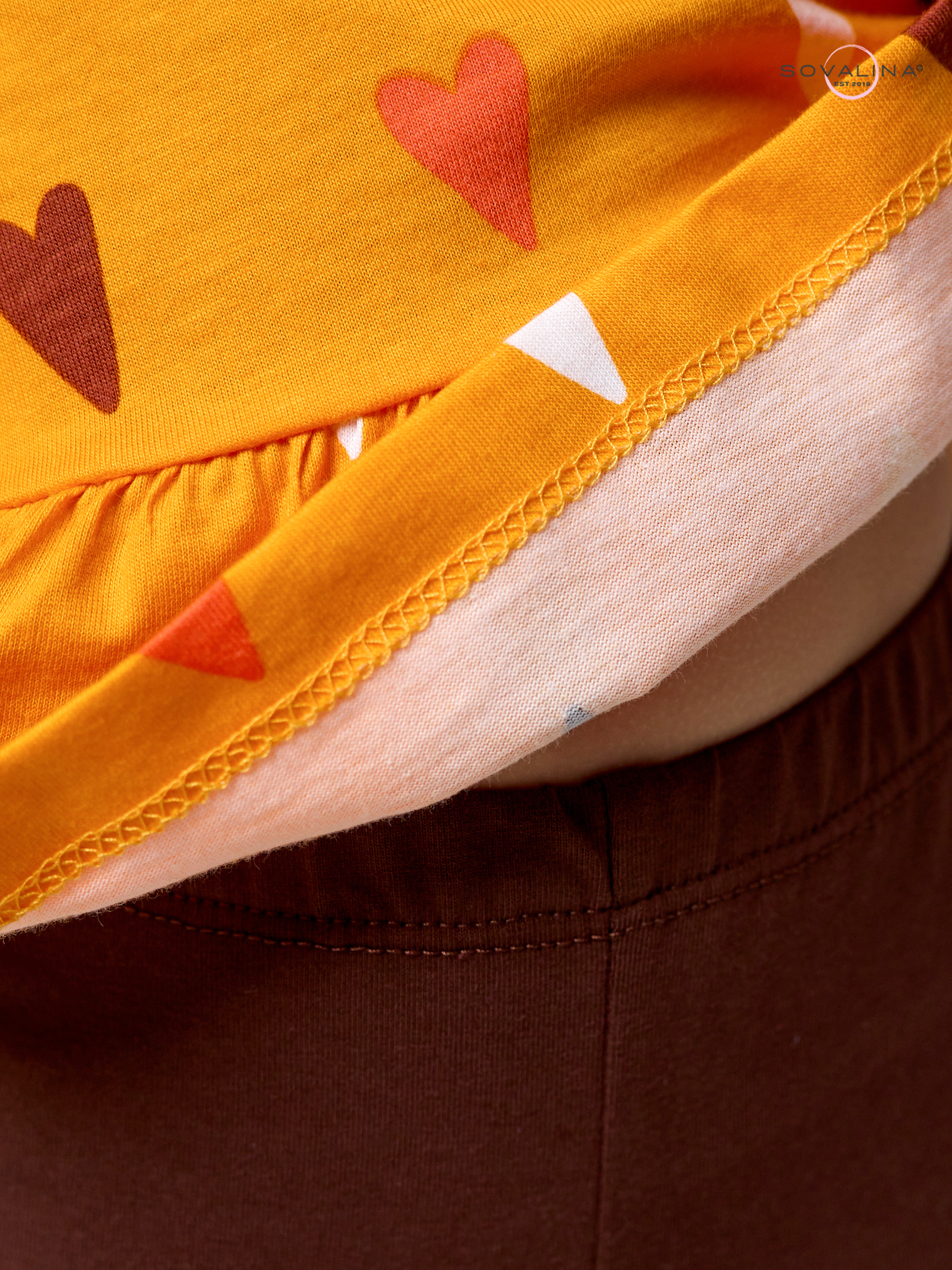 Костюм Алиса SG сердца на горчице-шоколад