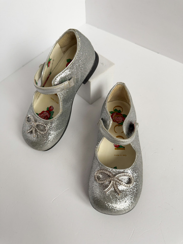 Кожаные туфли Gucci, 23