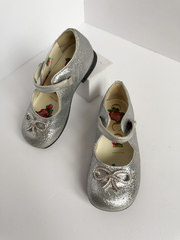 Кожаные туфли Gucci, 23