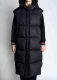 <p>Жилет</p> MONCLER