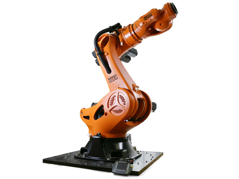 Робот Kuka Titan