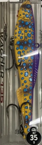 Воблер FA Relax Wagner Vib 135 G02  (тип: ратлин, плавучесть: тонущий, длина: 13.5 см., вес: 35г.)