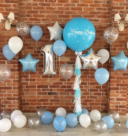 Фотозона из воздушных шаров Happy Birthday
