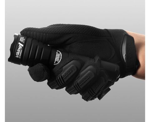 Фонарь ручной Armytek Viking XP-L черный/белый лам.:светодиод. CR123x2 (F01801BC)