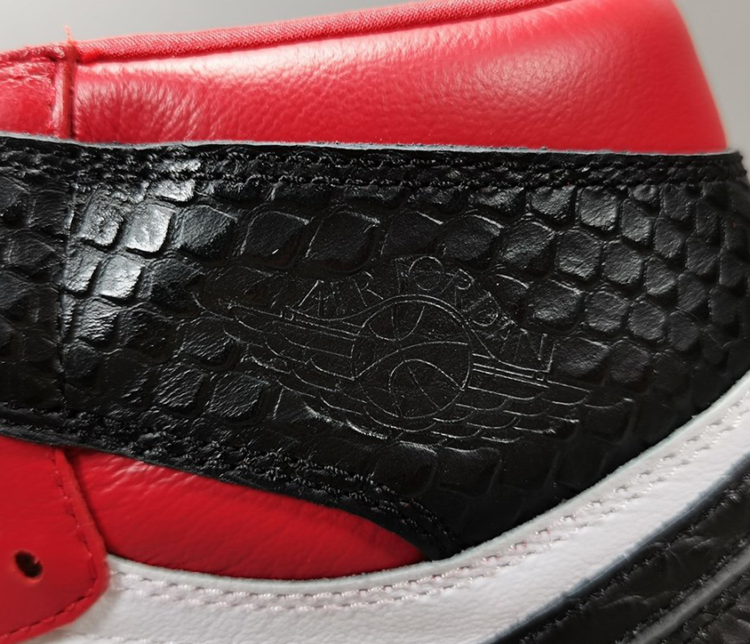 Air Jordan 1 Retro High OG 'Satin Red 