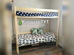 Двухъярусная кровать с боковой лестницей