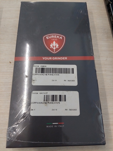 Жернова (правые) EUREKA/NUOVA SIMONELLI 74х38х9мм (3отв.) Оригинал