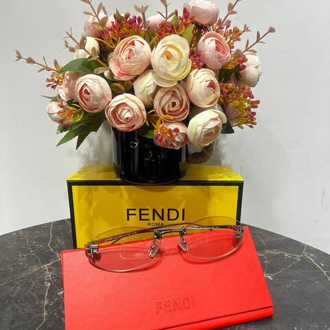 Очки Fendi