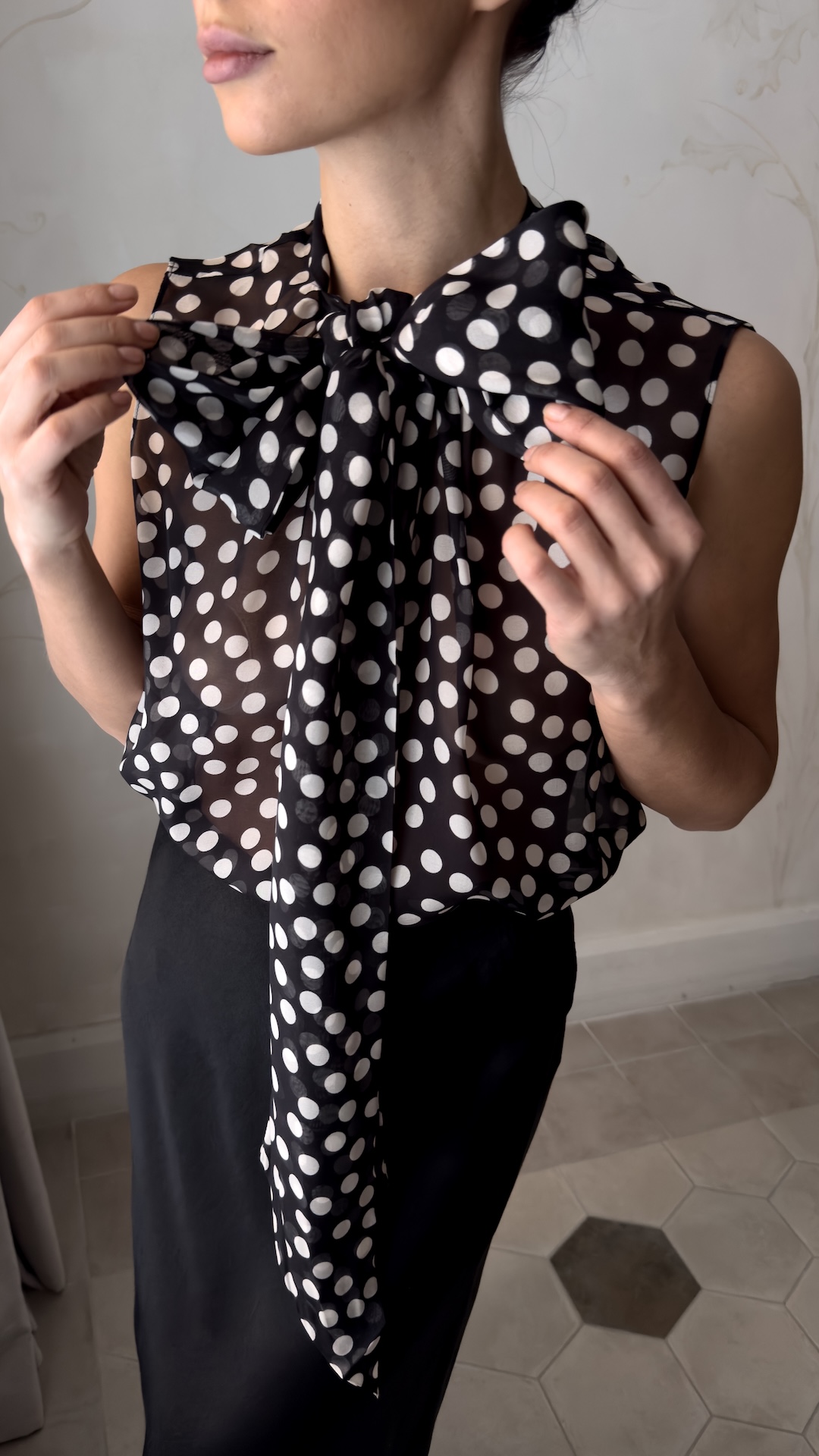 Блуза из тутового шелка с галстуком