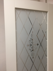 Межкомнатная дверь  VFD (ВФД) Chester (Честер) Ivory (эмаль слоновая кость) стекло White Art 15ДO1